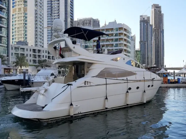 55ft yacht - cruising view