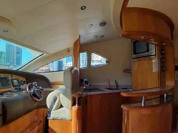 55ft yacht - cruising view