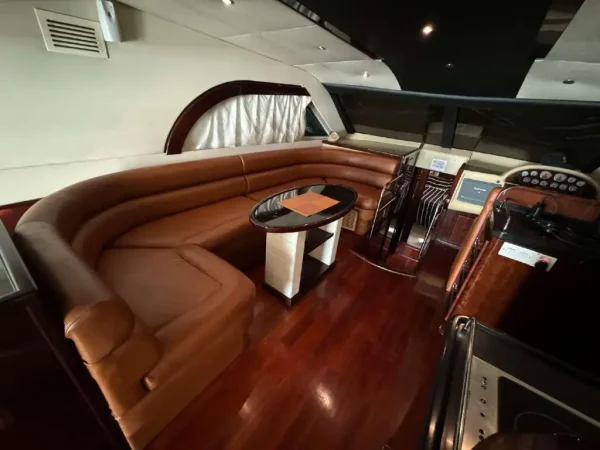 66ft yacht – cruising view